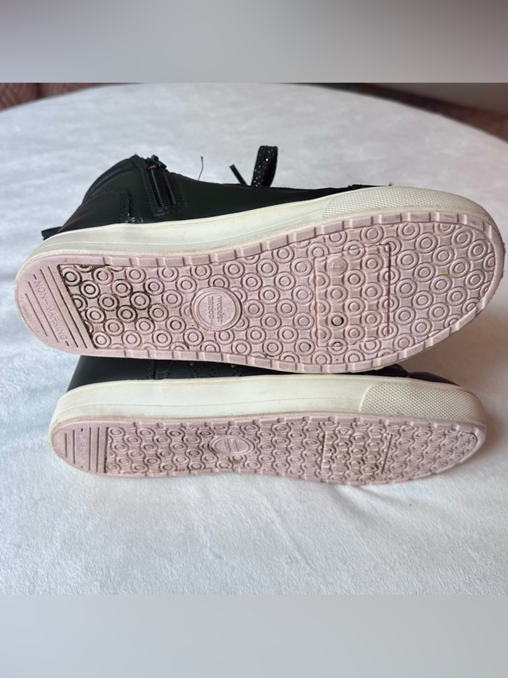 Girl’s Black High-Top Sneakers with Pink Accents - Picture 6 of 6